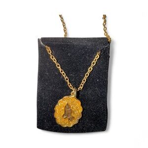 Gold Praying Hands Necklace ✨ Faith Pendant Chain